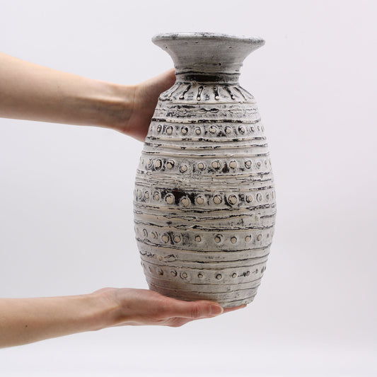 Classic Shaped Cream Vase From Lombok