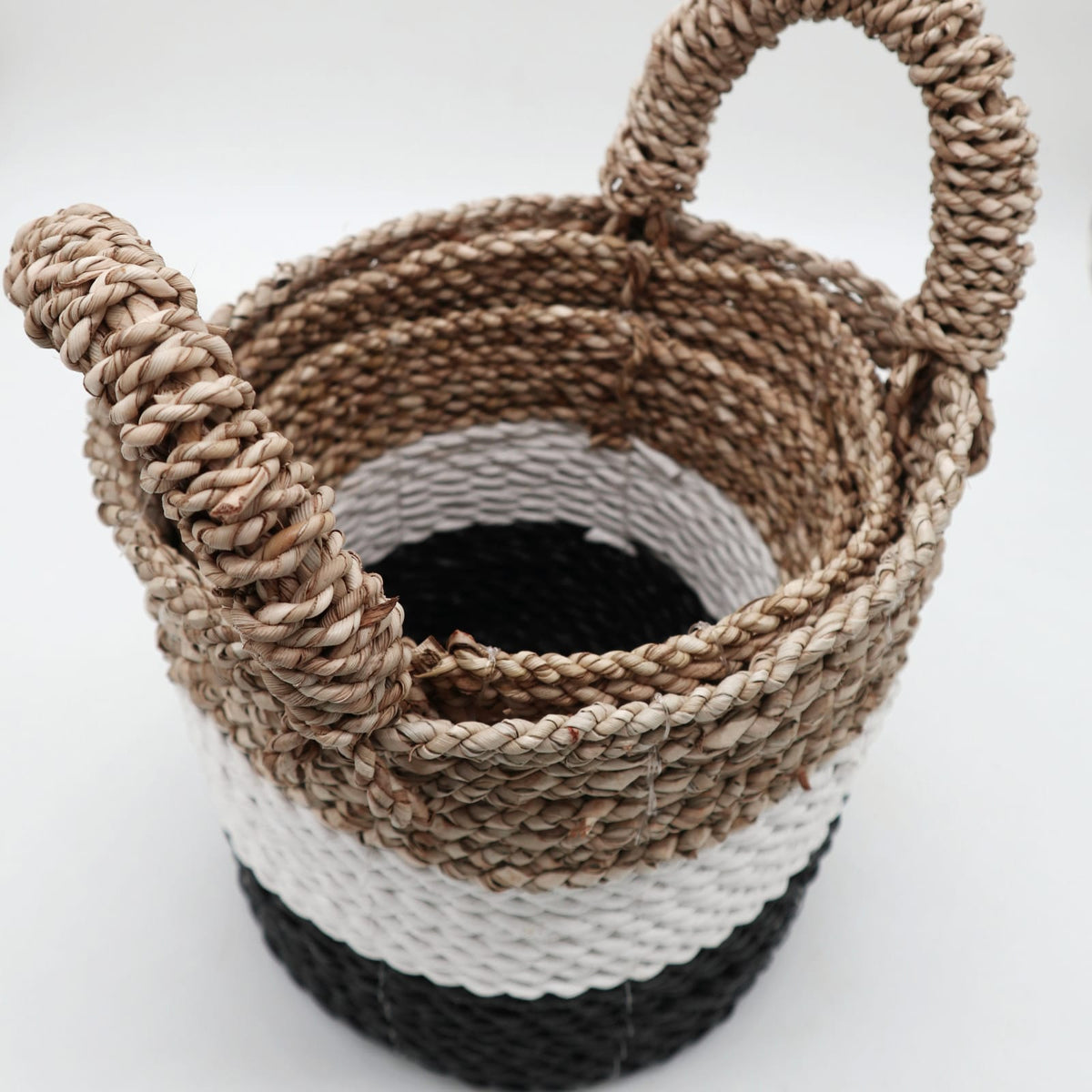 Seagrass Set Of 3 Baskets - Artfully Curated Creations and identify whats in the image